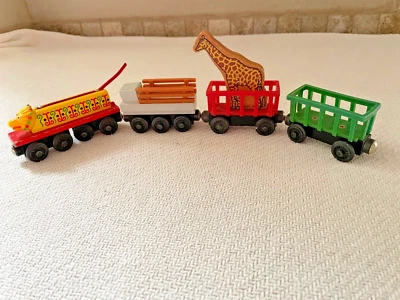 Tren ferroviario de madera Thomas & Friends 5 dragones chinos circo carga cath tender Foto 1 de 4