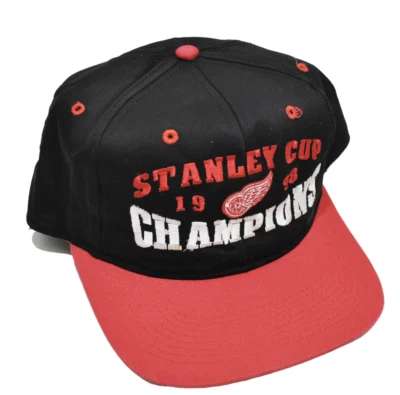 Vintage Detroit Red Wings 1998 Stanley Cup Snapback - Image 1 of 3