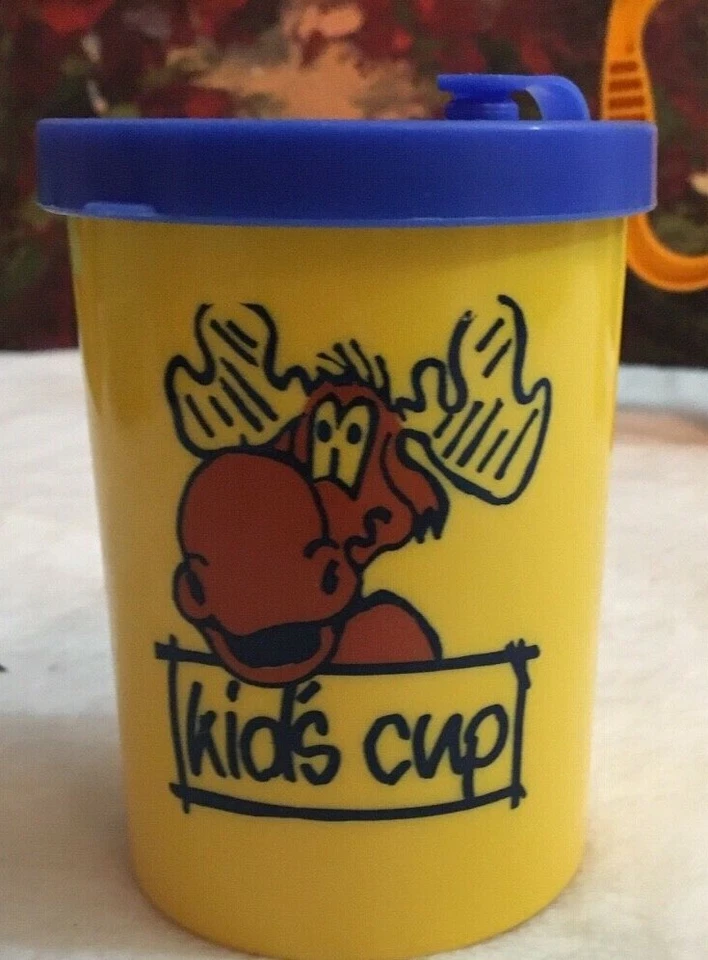  Vaso de apertura de pajita IKEA para niños con tapa (juego de 2) reducido Foto 1 de 4