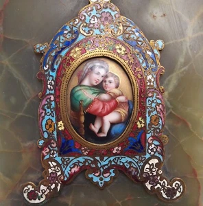 Ancien Bénitier Emaux cloisonné Vierge à L'Enfant Jesus Madone époque XIXème - Picture 1 of 8