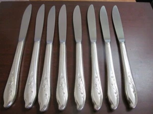IS SPRINGTIME Set of 8 Dinner Knives 1847 Rogers Vintage Silverplate Flatware a - Picture 1 of 4