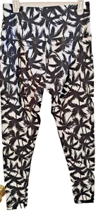 Black White Palm Tree Print Leggings Mid Rise Yoga Sport Monochrome Activewear S - Picture 1 of 10