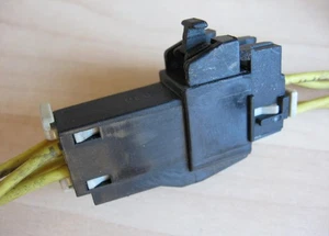 Automotive Latching Connector Set 4-pin Male / Female w/ Wiring 16AWG #M275Y - Picture 1 of 6