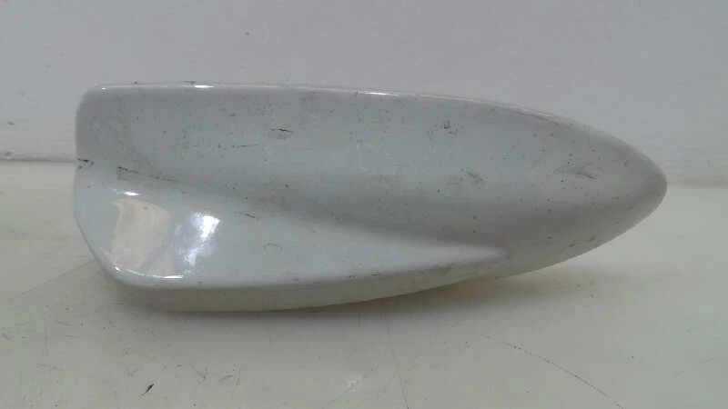 31346638 ANTENNE / 31346638 / 1111719 FÜR VOLVO V40 CROSS COUNTRY MOMENTUM - Imagem 1 de 4