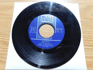 The Emperors - Mala 45 RPM - Karate / I've Got To Have Her - Picture 1 of 2