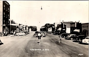 CANISTOTA, SOUTH DAKOTA - BUSY STREET VIEW - OLD REAL PHOTO POSTCARD - Picture 1 of 2