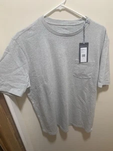 Men’s Vineyard Vines Gray T-Shirt with Pocket Size Large (L) - New With Tags - Picture 1 of 3
