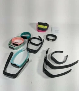 Fitbit etc LOT UNTESTED - Picture 1 of 6