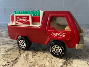 Buddy L Coca Cola Truck with 2 Cases of Coca Cola Bottles 1982 - Picture 1 of 9