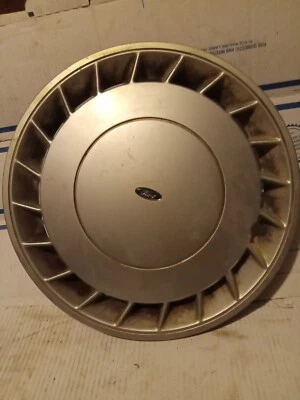 (1) Cubierta de rueda tapacubos Ford Probe 1989-1992 OEM 14" 20 ranuras p/n KA 22-37-170 Foto 1 de 4
