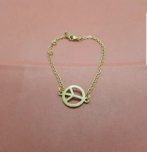 Delicada Pulsera Signo Paz Tono Dorado Ajustable 7" a 8" - Imagen 1 de 6