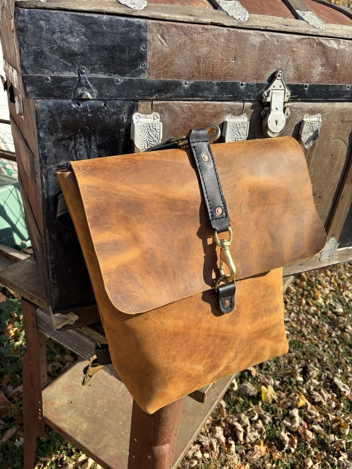 Brown Leather Backpack Trail Outdoors Camping Hiking - Image 1 of 4