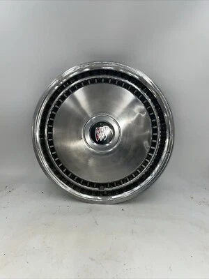 (1) OEM 1980-1986 Buick Estate Wagon Electra Lesabre 15" Hubcap Wheel Cover - Image 1 of 2