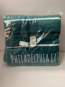 Philadelphia Eagles 50'' x 60'' Logo Stripe Flannel Fleece Blanket New - Picture 1 of 3