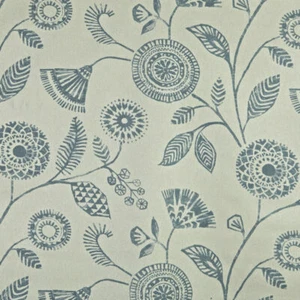 Prestigious Textiles - Ecuador - Colonial - Large Fabric Remnant - 44cm x 135cm - Picture 1 of 1