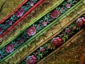 vintage embroidered jacquard trim flowers 3/4" ribbon silk metallic 1yd France - Picture 1 of 7
