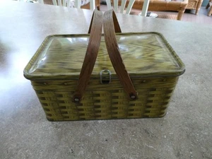 Vintage 1950s Tin Picnic Basket Woven Pattern Wood Handles - Picture 1 of 5