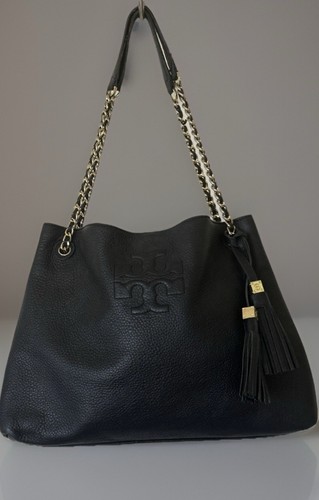 Borsa da donna Tory Burch Thea in pelle nera con ciottoli oro e cinturino a catena FAB lusso