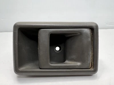Manija de puerta interior lado derecho pasajero gris Toyota Pickup 4Runner 89-95 Foto 1 de 3