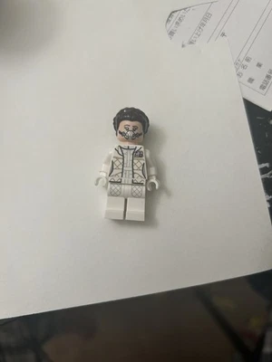 LEGO Star Wars 75192 UCS Falcon Hoth Outfit Princess Leia Minifigure - Image 1 of 4