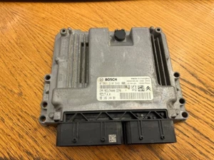 Peugeot Citroen ECU 9806438180 - Picture 1 of 3