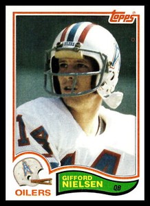 1982 Topps #100 Gifford Nielsen   Houston Oilers  RC Football Card EX