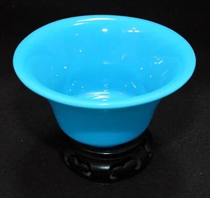 Antique Chinese Turquoise Blue Peking Glass Bowl 4 5/8" diameter - Picture 1 of 6