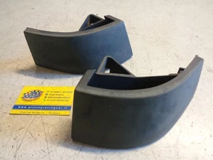 COPPIA ANGOLARI - PROFILI FANALI POSTERIORE RENAULT SUPER 5 - ORIGINALI - Imagen 1 de 2