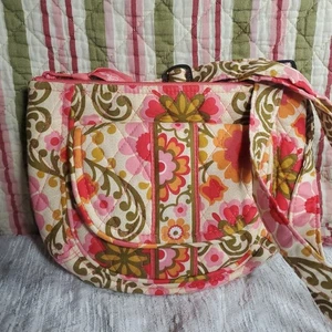 Vera Bradley Lizzie Crossbody Handtasche gesteppt Baumwolle Schultertasche Muster im Ruhestand - Bild 1 von 8