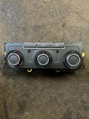 VW TRANSPORTER T6 HEATER CLIMATE CONTROL 7E0907047AK - Image 1 of 4
