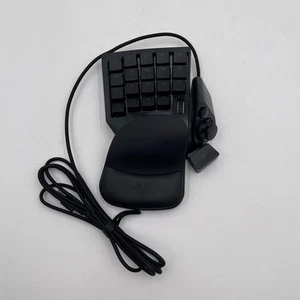 Razer Tartarus V2 Gaming Keypad Black RZ07-02270100-R3U1 - READ - Picture 1 of 5