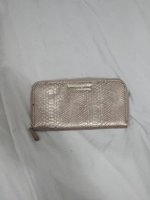 Muy bonita cartera para mujer S Nine West para un look informal elegante Foto 1 de 4