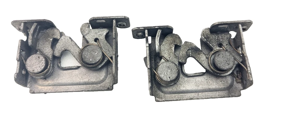 BMW 335i 335xi 328xi 328i E90 E92 2011 capó bloqueo pestillo 51237115229 par Foto 1 de 4