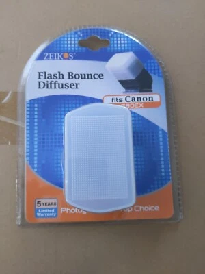 New Zeikos Pro Series  Hard Flash Diffuser fits Canon 580EX Flash White - Image 1 of 4