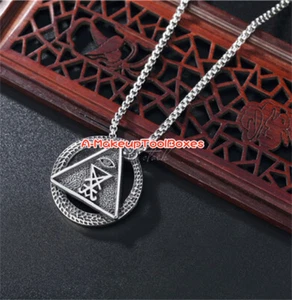 Mens Stainless Steel Illuminati Masonic All Seeing Eye Pendant Necklace J726 - Picture 1 of 3