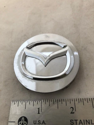 Tapacubos central de rueda cromada Mazda 626 Protege Millenia 1995-08 OE 2477 Foto 1 de 4