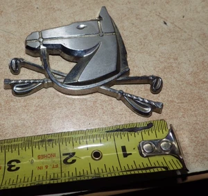 Ford Country Squire 1967 cuarto de panel trasero emblema OEM C7AB-7129208-A - Imagen 1 de 3