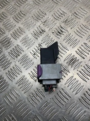 Nissan Navara D40 2013 Diesel Relay Pre Glow Plug Pre Glow System 0281003045 - Image 1 of 4