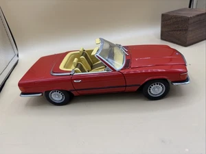 1:18 SUNSTAR MERCEDES 350 SL RED WITH TAN INTERIOR No Box - Picture 1 of 15