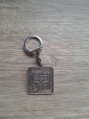 MOBIL OIL ABIDJAN ANCIEN PORTE CLE REGION CENTRE COTE D'IVOIRE AFRIQUE AUTOMOBIL - Photo 1/2