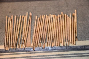 Lot 35 Gold Tone CUTICLE PUSHER Engraved Fancy Metal VINTAGE - Picture 1 of 1