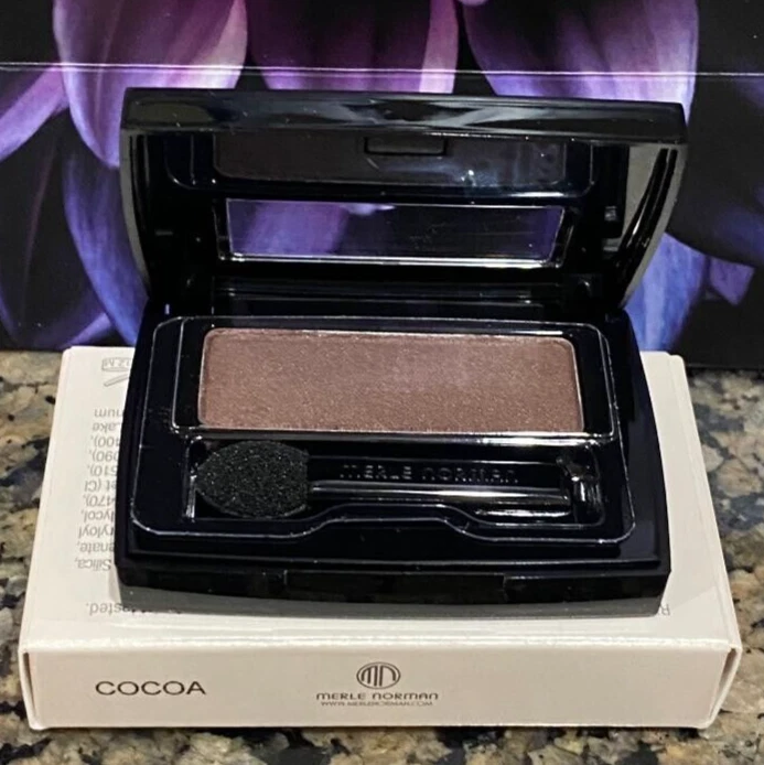Merle Norman Soft Touch Eye Shadow....Shade is COCOA....NEW - Image 1 of 1
