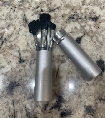 便携式旅行收纳盒时尚化妆刷套装 — 第 1/4 张图片