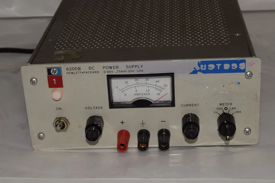 HEWLETT PACKARD HP 6200B DC POWER SUPPLY   ( (UBI20) - Image 1 of 4