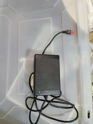 Gateway ADP-180AB AC Adapter Output 12V 1500mA Computer Power Adapter - Image 1 of 3
