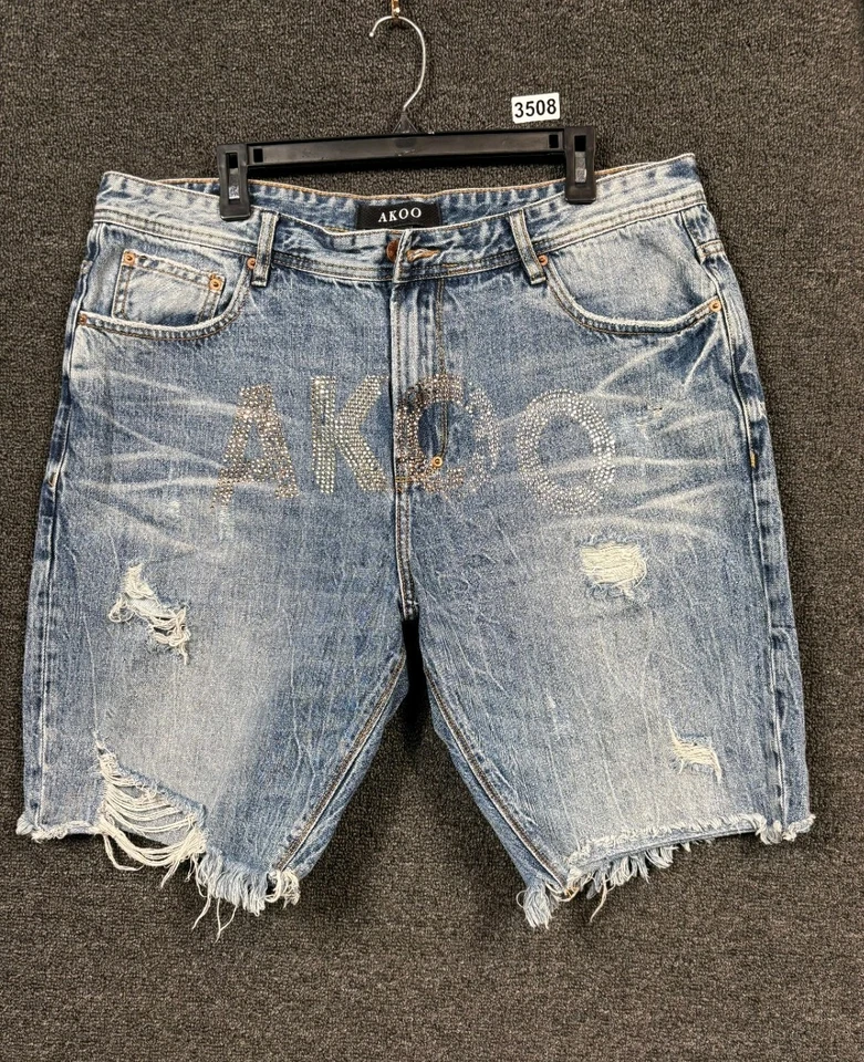 Bermudas vaqueras marca Akoo para hombre talla 38 azul lavado claro denim destruido  Foto 1 de 4