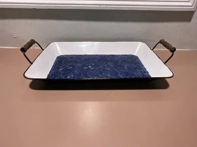 Bandeja para servir galvanizada Grayson Lane 18”X 12” X 2” lacada Foto 1 de 4