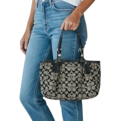 Coach Signature Canvas Tote Bag F15146 Black Khaki Shoulder Bag Leather Trim - Image 1 of 4