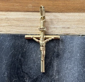 Jesus Christ cross pendant in 14k gold (1.6 grams) - Picture 1 of 4