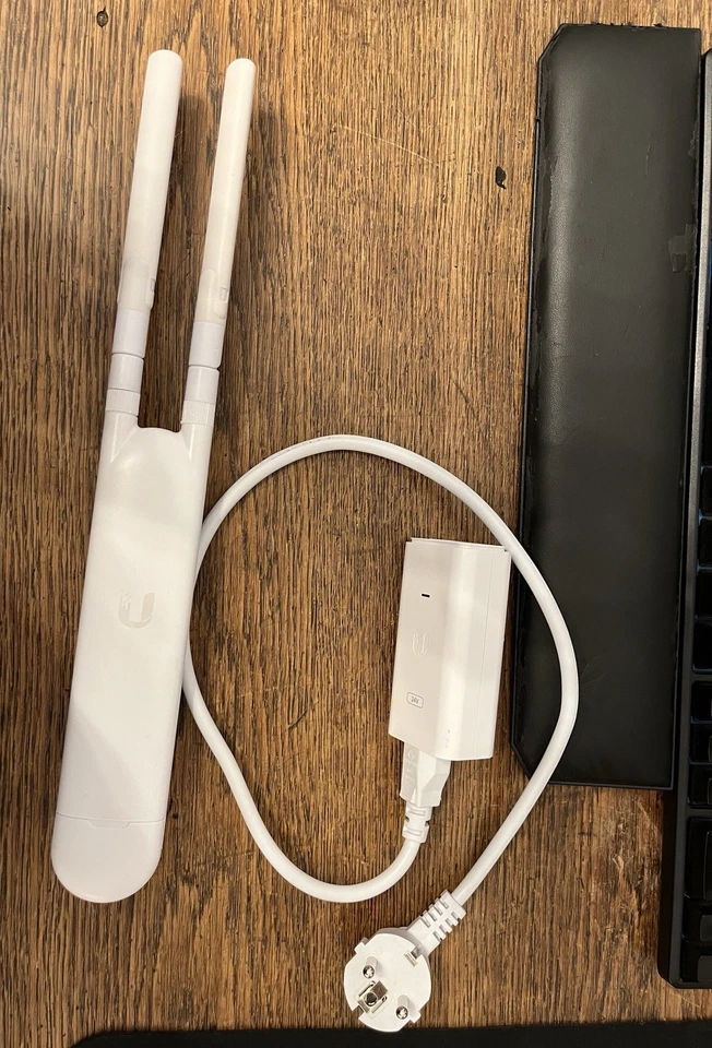 UniFi UAP-AC-M Outdoor Accesspoint - Bild 1 von 1